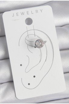 Pirinç Gümüş Renk Zirkon Taşlı Kadın Kıkırdak Model Küpe Pirinç Gümüş Renk Zirkon Taşlı Kadın Kıkırdak Model Küpe