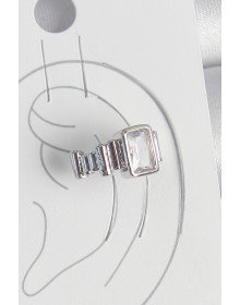 Pirinç Gümüş Renk Kare Zirkon Taşlı Kadın Kıkırdak Model Küpe