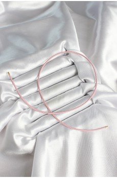 Mıknatıslı Kırmızı Renk Sarmal Kadın Bileklik Mıknatıslı Kırmızı Renk Sarmal Kadın Bileklik