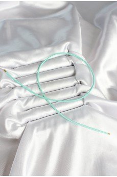 Mıknatıslı Turkuaz Renk Sarmal Kadın Bileklik Mıknatıslı Turkuaz Renk Sarmal Kadın Bileklik