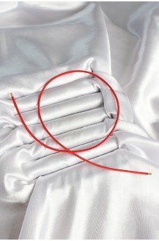 Mıknatıslı Kırmızı Renk Sarmal Kadın Bileklik Mıknatıslı Kırmızı Renk Sarmal Kadın Bileklik