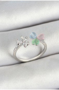 Pirinç Kalp Figürlü Zirkon Taşlı Gümüş Renk Ayarlanabilir Kadın Yüzük Pirinç Kalp Figürlü Zirkon Taşlı Gümüş Renk Ayarlanabilir Kadın Yüzük