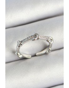 Pirinç Düğüm Figürlü Zirkon Taşlı Gümüş Renk Ayarlanabilir Kadın Yüzük