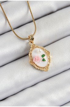 316L Çelik Zincir Beyaz Sanatsal Portre İnci Detaylı Gül Figürlü Model Gold Renk Kadın Kolye