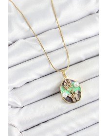 316L Çelik Zincir Zirkon Taşlı Yeşil Mor Sanatsal Portre İnci Detaylı Ağaç Ve Kelebek Figürlü Model Gold Renk Kadın Kolye