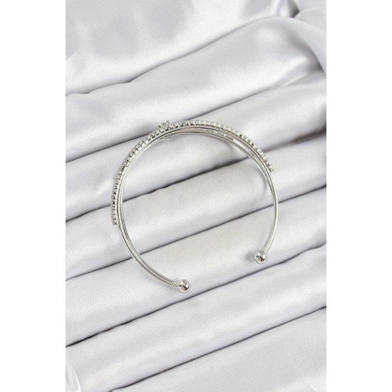 Pirinç Gümüş Renk Zirkon Taşlı Kalp Detaylı Kadın Bileklik