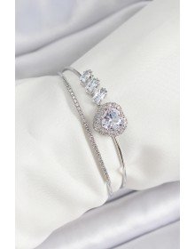 Pirinç Gümüş Renk Kalpli Zirkon Taşlı Kadın Bileklik