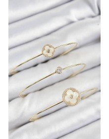 Pirinç Zirkon Taşlı Yonca Model Gold Renk Vip 3'lü Kadın Bileklik