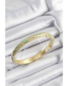 Mineli Pirinç Yeşil Yaprak Motifli Gold Renk Kadın Kelepçe