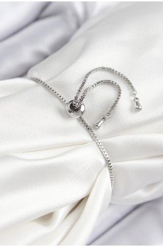 Pirinç Zirkon Taşlı Kuğu Model Gümüş Renk Asansörlü Kadın Bileklik Pirinç Zirkon Taşlı Kuğu Model Gümüş Renk Asansörlü Kadın Bileklik