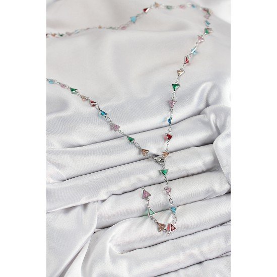 Pirinç Renkli Zirkon Taşlı Üçgen Model Gümüş Renk Kadın Y Kolye