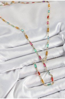 Pirinç Renkli Zirkon Taşlı Dikdörtgen Model Gold Renk Kadın Y Kolye