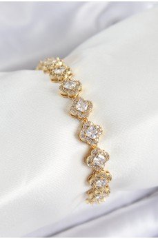 Pirinç Zirkon Taşlı Yonca Baget Model Gold Renk VIP Seri Kadın Bileklik