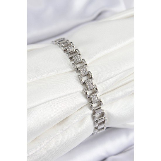 Pirinç Zirkon Taşlı Parçalı Model Gümüş Renk Kadın Bileklik Pirinç Zirkon Taşlı Parçalı Model Gümüş Renk Kadın Bileklik