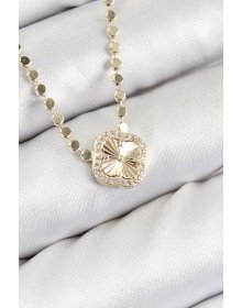 Pirinç Zirkon Taşlı Yonca Model Ezme Zincir Gold Renk Kadın Kolye