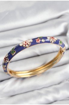 Mineli Pirinç Mor Çiçek Motifli Gold Kadın Kelepçe Mineli Pirinç Mor Çiçek Motifli Gold Kadın Kelepçe