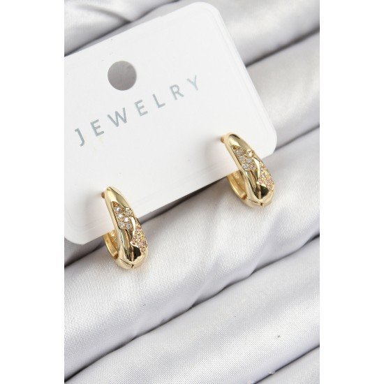 Pirinç Zirkon Taş Desenli Model Gold Renk Kadın Küpe Pirinç Zirkon Taş Desenli Model Gold Renk Kadın Küpe