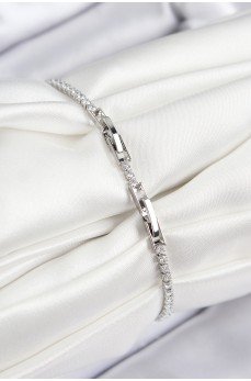 Pirinç Zirkon Taşlı Çiçek Model Gümüş Renk Kadın Bileklik