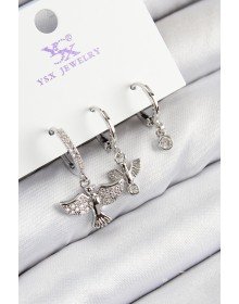 Pirinç Zirkon Taşlı 3'lü Kuş Model Gümüş Renk Kadın Küpe