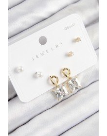 Pirinç Zirkon Taşlı Sallantılı Kare Model Gold Renk 925 Ayar Gümüş Çivi Kadın Küpe Set