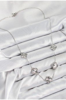 Pirinç VIP Yonca Model Gümüş Renk Kadın Kolye
