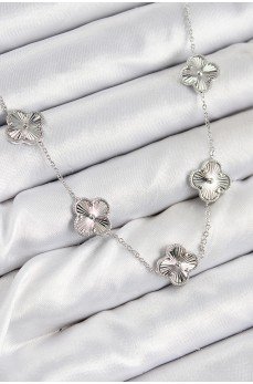 Pirinç VIP Yonca Model Gümüş Renk Kadın Kolye