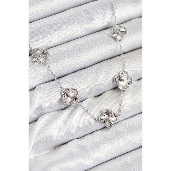 Pirinç VIP Yonca Model Gümüş Renk Kadın Kolye