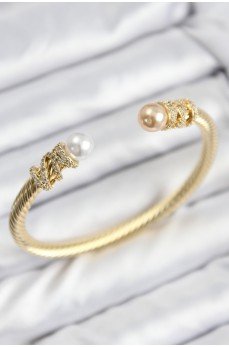 316L Çelik Zirkon Taşlı İnci Model Gold Renk Kadın Bileklik 316L Çelik Zirkon Taşlı İnci Model Gold Renk Kadın Bileklik