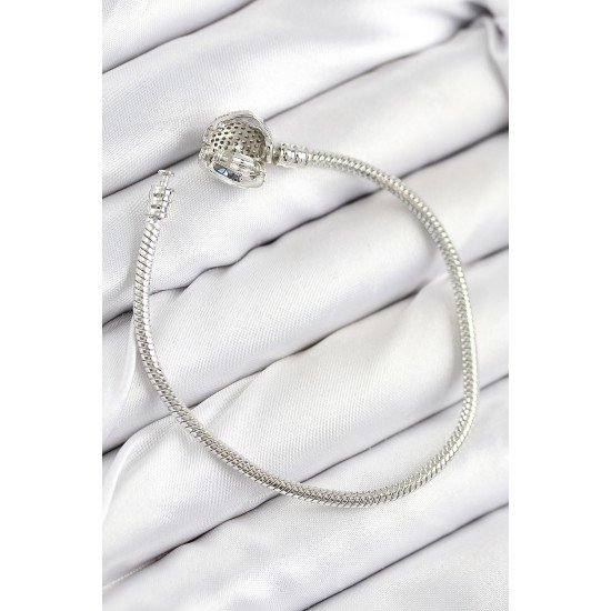 Pirinç Charm Zirkon Taşlı Kalp Model Gümüş Renk Kadın Bileklik