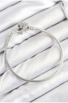 Pirinç Charm Zirkon Taşlı Yıldız Model Gümüş Renk Kadın Bileklik Pirinç Charm Zirkon Taşlı Yıldız Model Gümüş Renk Kadın Bileklik