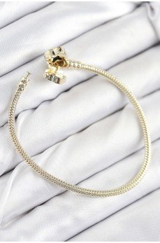 Pirinç Charm Zirkon Taşlı Yonca Model Gold Renk Kadın Bileklik Pirinç Charm Zirkon Taşlı Yonca Model Gold Renk Kadın Bileklik