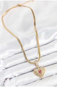 316L Çelik Zirkon Taşlı Kanatlı Kalp Model Gold Renk Kadın Kolye 316L Çelik Zirkon Taşlı Kanatlı Kalp Model Gold Renk Kadın Kolye