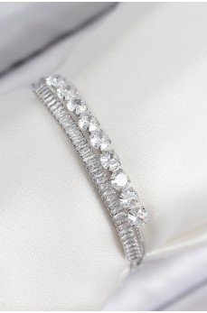 Pirinç Zirkon Taşlı Su Yolu Model Gümüş Renk Kadın Bileklik