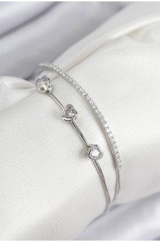 Pirinç Zirkon Taşlı Kalp Model Gümüş Renk Kadın Bileklik