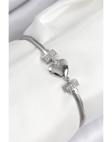 Pirinç Zirkon Taşlı Kalp Model Gümüş Renk Kadın Bileklik