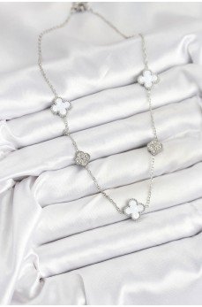 316L Çelik Zincir Gümüş Renk Beyaz ve Zirkon Taşlı Yonca Kadın Kolye 316L Çelik Zincir Gümüş Renk Beyaz ve Zirkon Taşlı Yonca Kadın Kolye