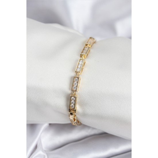 Pirinç VIP Seri Gold Renk Parçalı Model Kadın Bileklik Pirinç VIP Seri Gold Renk Parçalı Model Kadın Bileklik