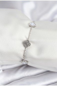 316L Çelik Gümüş Renk Beyaz ve Zirkon Taşlı Baby Boy Yonca Kadın Bileklik 316L Çelik Gümüş Renk Beyaz ve Zirkon Taşlı Baby Boy Yonca Kadın Bileklik