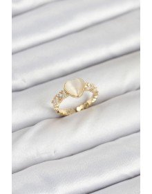 Pirinç Gold Renk Zirkon Taşlı Kalpli Kadın Yüzük