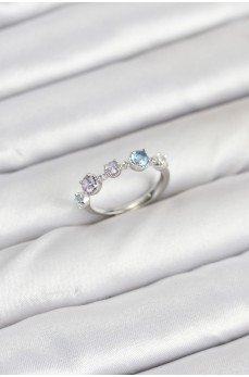 Pirinç Gümüş Renk Renkli Zirkon Taşlı Kadın Yüzük Pirinç Gümüş Renk Renkli Zirkon Taşlı Kadın Yüzük