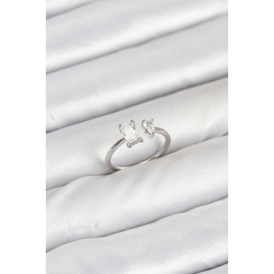 Pirinç Gold Renk Zirkon Taşlı Kadın Yüzük Pirinç Gold Renk Zirkon Taşlı Kadın Yüzük