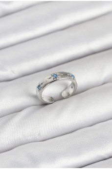 Pirinç Gümüş Renk Mavi Zirkon Taşlı Kutup Yıldızı Model Kadın Yüzük