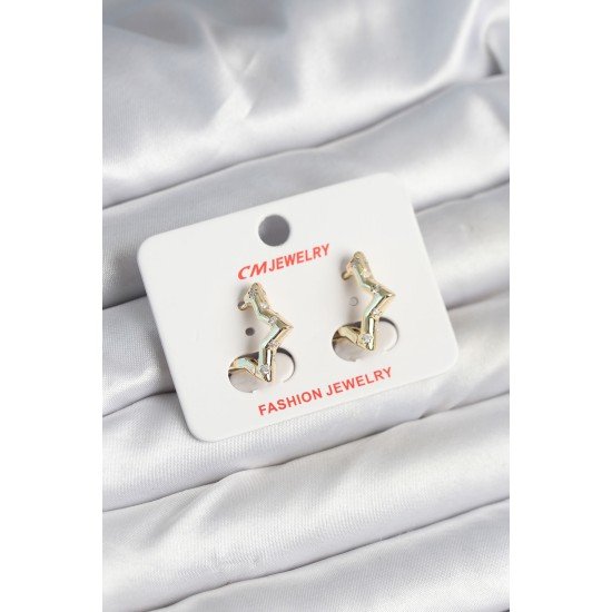 Pirinç Gold Renk Yıldız Model Kadın Küpe Pirinç Gold Renk Yıldız Model Kadın Küpe