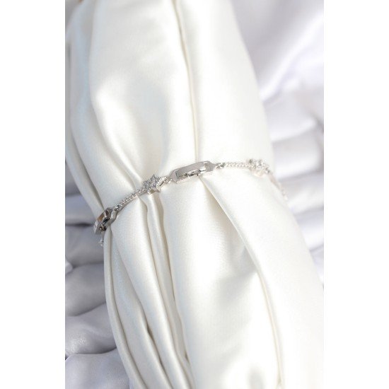 Pirinç Gümüş Renk Halley Yıldız Model Kadın Bileklik Pirinç Gümüş Renk Halley Yıldız Model Kadın Bileklik