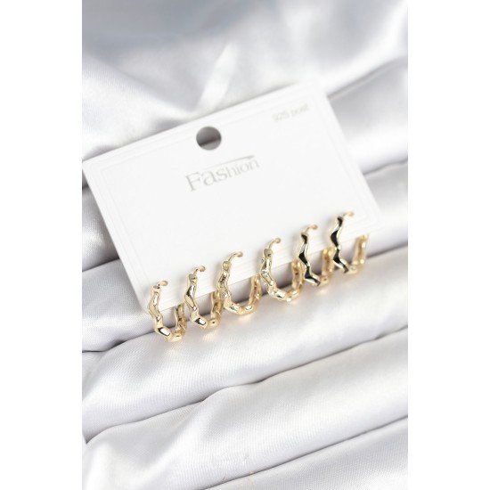 Gold Renk Pirinç Zikzak Model 925 Ayar Gümüş Çivili Kadın Küpe Seti Gold Renk Pirinç Zikzak Model 925 Ayar Gümüş Çivili Kadın Küpe Seti