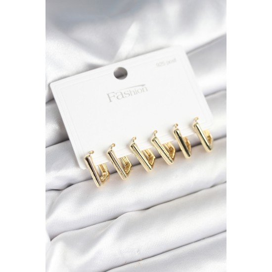 Gold Renk Kare Model Pirinç 925 Ayar Gümüş Çivili Kadın Küpe Seti