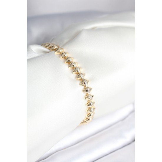 Pirinç Gold Renk Zirkon Taşlı Baklava Model Kadın Bileklik Pirinç Gold Renk Zirkon Taşlı Baklava Model Kadın Bileklik