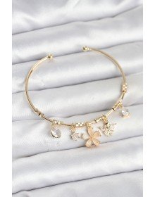 Çiçek ve Kelebek Charmlı Gold Renk Pirinç Kadın Bileklik