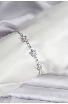 Renkli Yıldız Model Zirkon Taşlı Gümüş Renk Pirinç Su Yolu Kadın Bileklik Renkli Yıldız Model Zirkon Taşlı Gümüş Renk Pirinç Su Yolu Kadın Bileklik