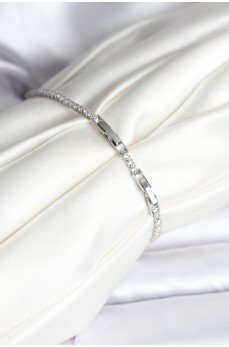 Yılan Model Zirkon Taşlı Gümüş Renk Pirinç Su Yolu Kadın Bileklik Yılan Model Zirkon Taşlı Gümüş Renk Pirinç Su Yolu Kadın Bileklik